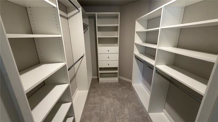 Image No.17-3 Bed House for sale