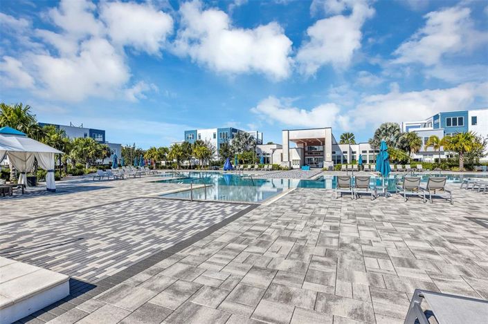 Image No.53-4 Bed Apartment for sale