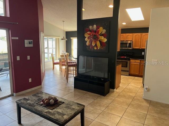 Image No.12-4 Bed House for sale