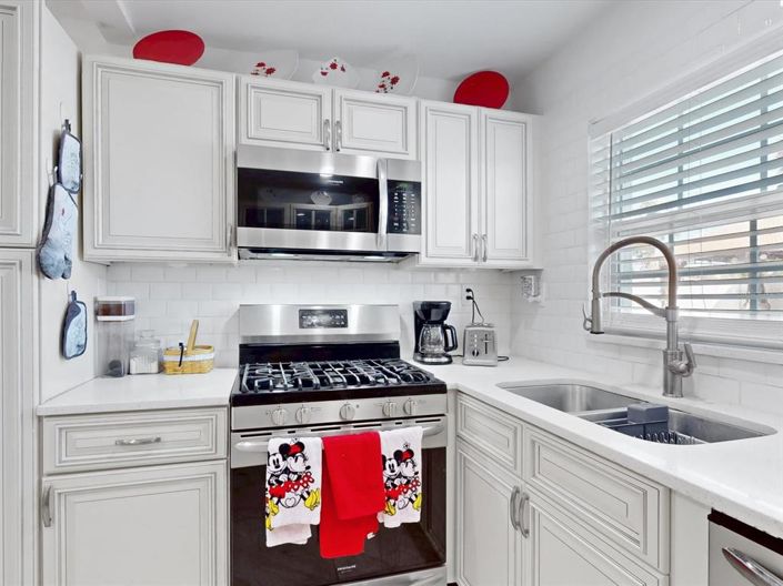 Image No.11-2 Bed House for sale