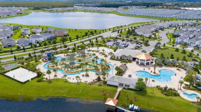 Image No.27-4 Bed Townhouse for sale