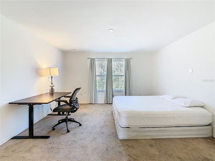 Image No.36-5 Bed House for sale