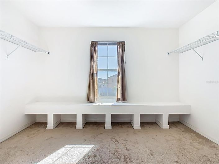 Image No.43-5 Bed House for sale