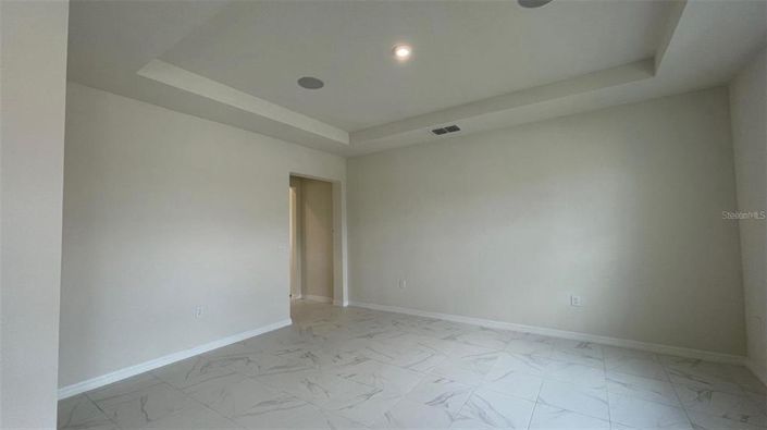 Image No.19-5 Bed House for sale