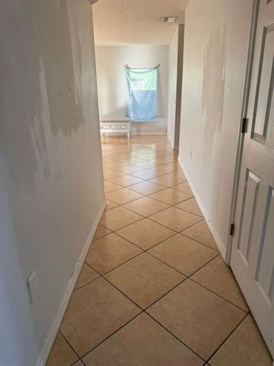 Image No.10-4 Bed House for sale