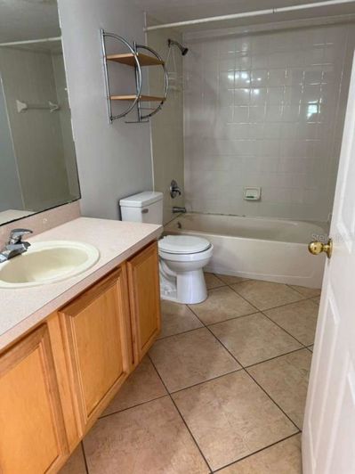 Image No.22-4 Bed House for sale