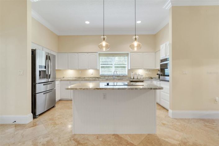 Image No.16-5 Bed House for sale