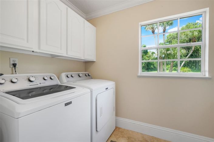 Image No.44-5 Bed House for sale