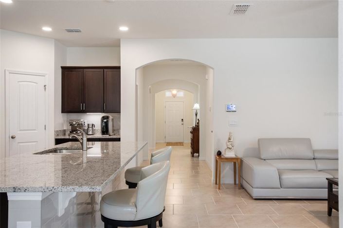 Image No.13-4 Bed House for sale