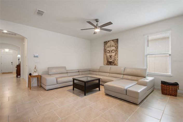 Image No.14-4 Bed House for sale