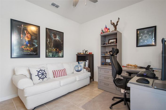 Image No.25-4 Bed House for sale