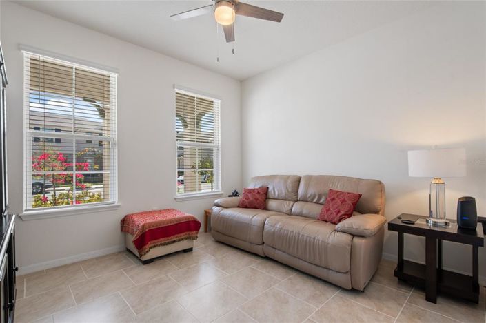 Image No.31-4 Bed House for sale