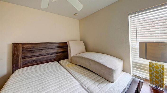 Image No.22-3 Bed Townhouse for sale