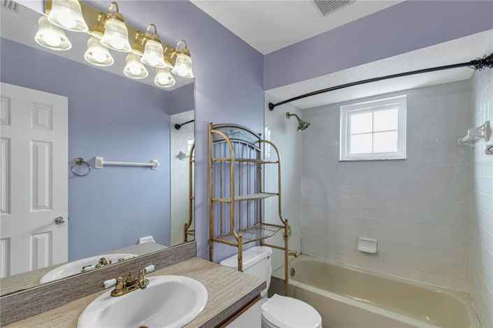 Image No.35-4 Bed House for sale