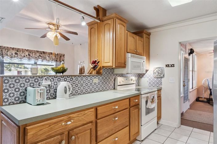 Image No.6-3 Bed House for sale