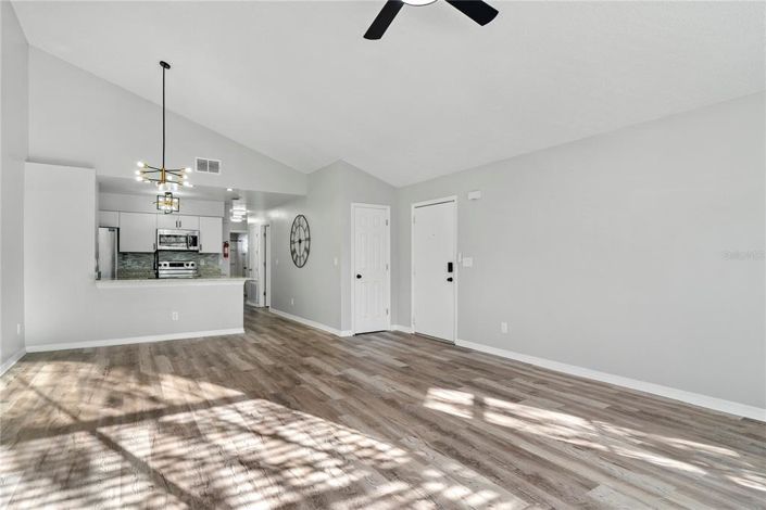 Image No.11-3 Bed Apartment for sale