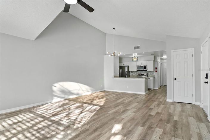 Image No.12-3 Bed Apartment for sale