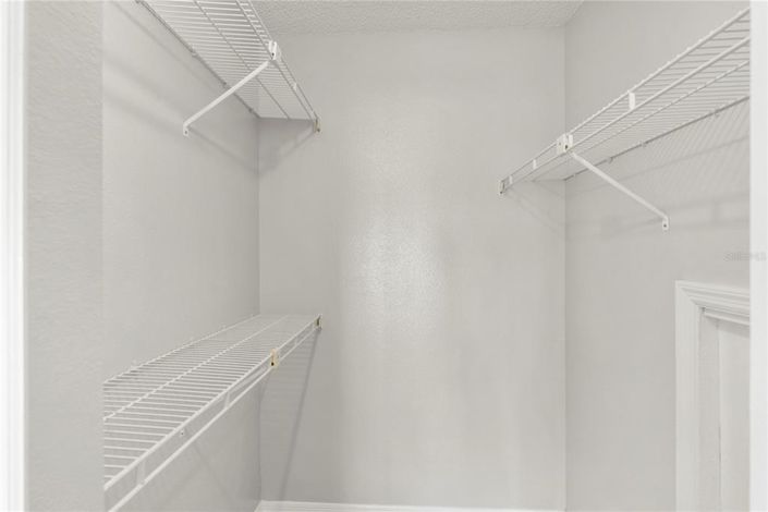 Image No.21-3 Bed Apartment for sale