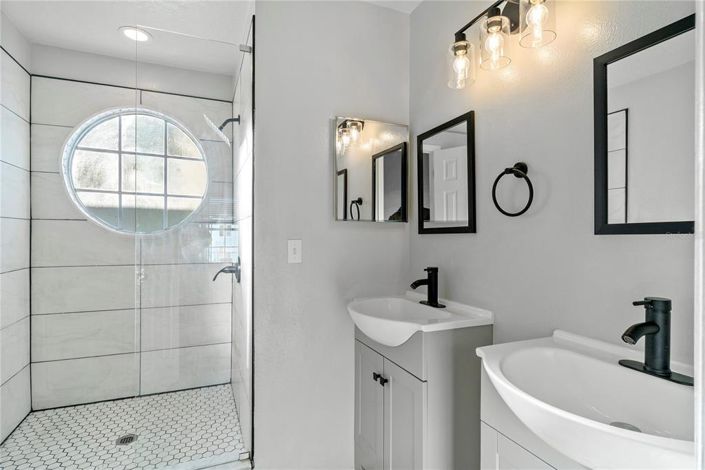 Image No.22-3 Bed Apartment for sale