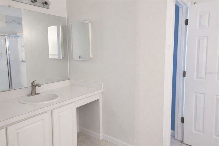 Image No.15-3 Bed House for sale