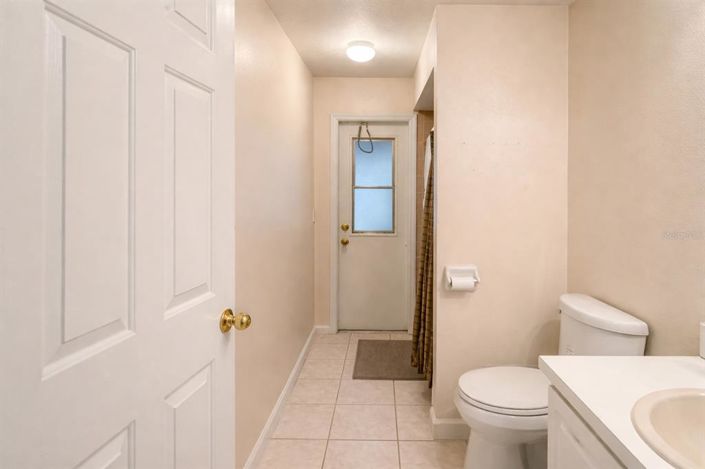 Image No.17-3 Bed House for sale