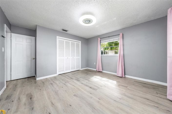 Image No.27-3 Bed House for sale