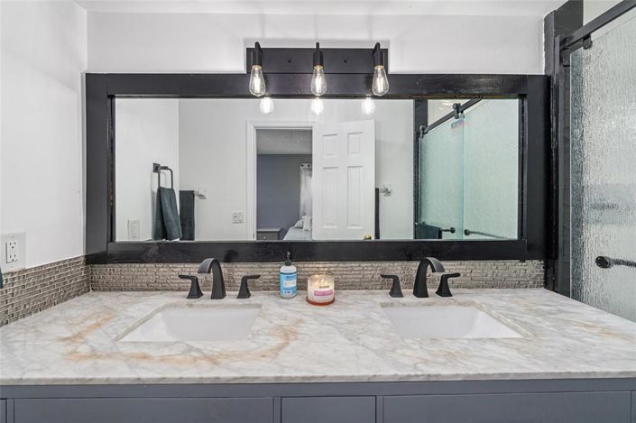 Image No.30-3 Bed House for sale