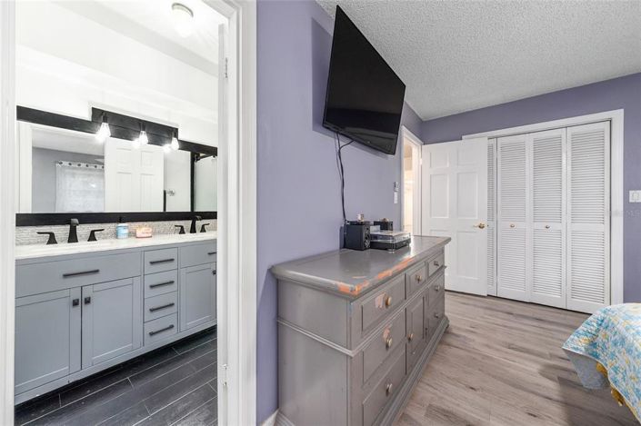 Image No.37-3 Bed House for sale