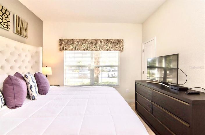 Image No.18-4 Bed Townhouse for sale