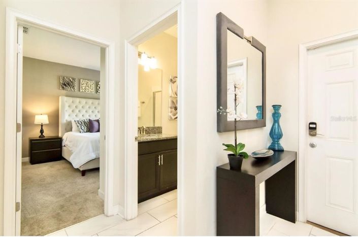 Image No.20-4 Bed Townhouse for sale