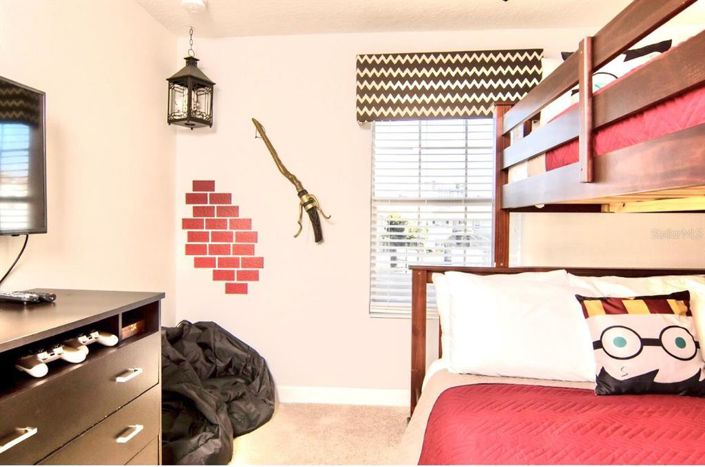 Image No.29-4 Bed Townhouse for sale