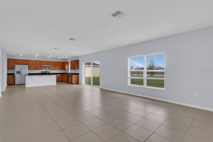 Image No.30-4 Bed House for sale