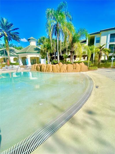 Image No.38-3 Bed Apartment for sale