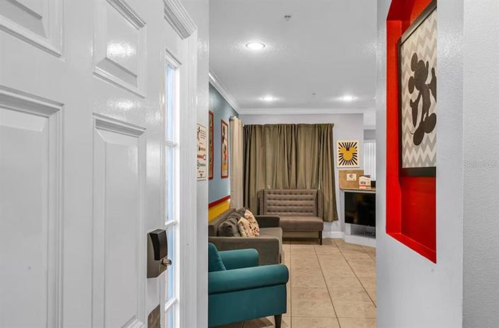 Image No.11-4 Bed Townhouse for sale