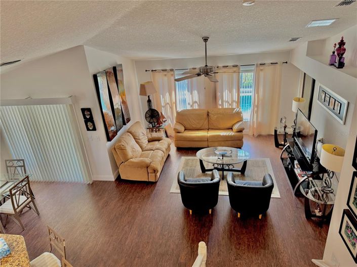 Image No.11-4 Bed House for sale