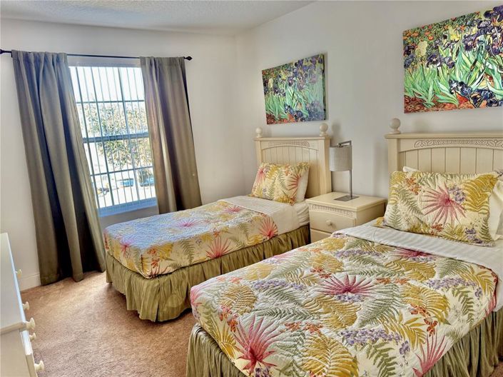 Image No.17-4 Bed House for sale