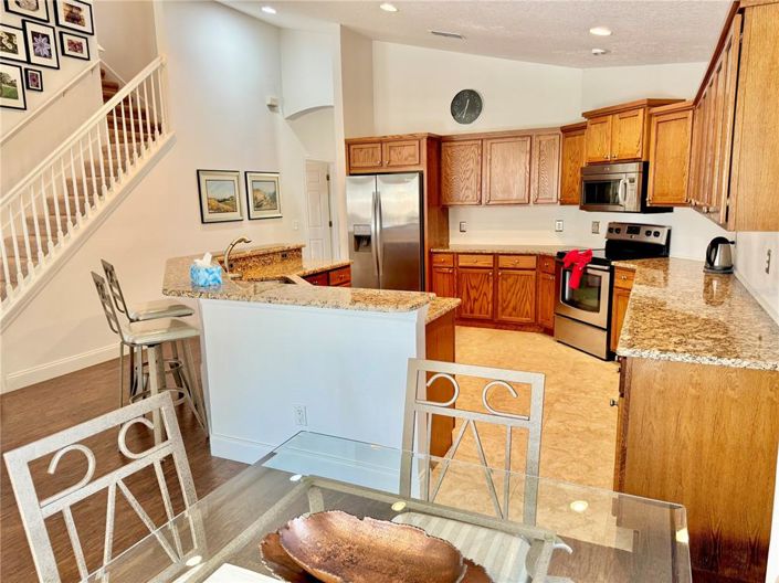 Image No.9-4 Bed House for sale