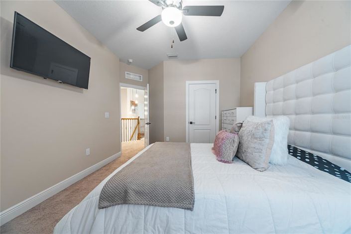 Image No.24-5 Bed House for sale