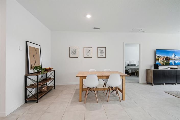 Image No.18-4 Bed House for sale