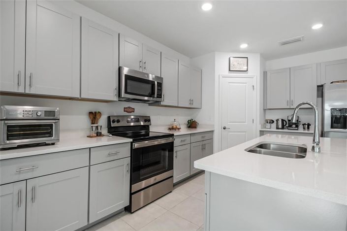 Image No.22-4 Bed House for sale