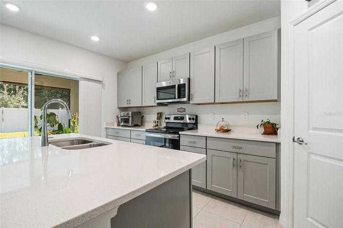 Image No.23-4 Bed House for sale