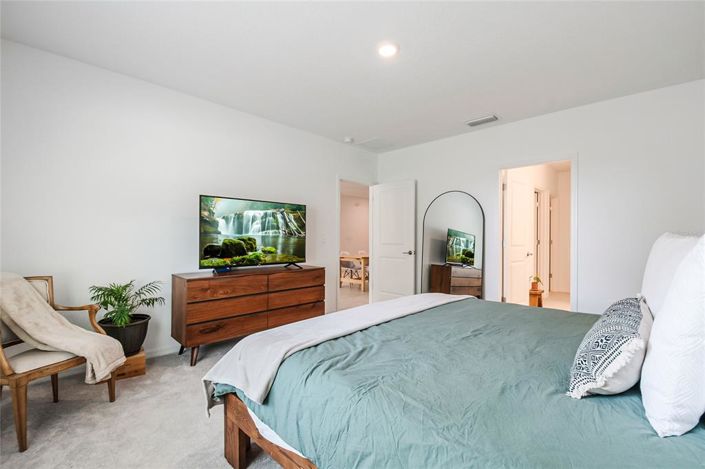 Image No.25-4 Bed House for sale