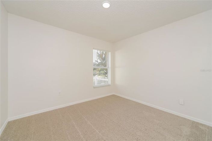 Image No.12-3 Bed House for sale