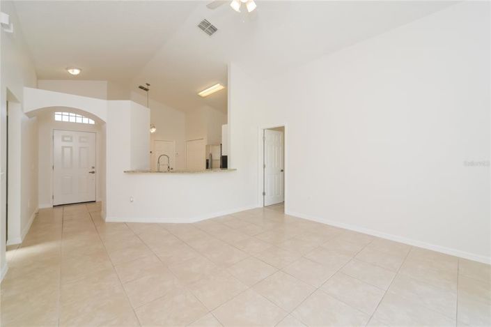 Image No.6-3 Bed House for sale