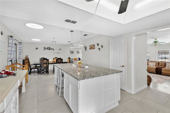 Image No.16-3 Bed House for sale