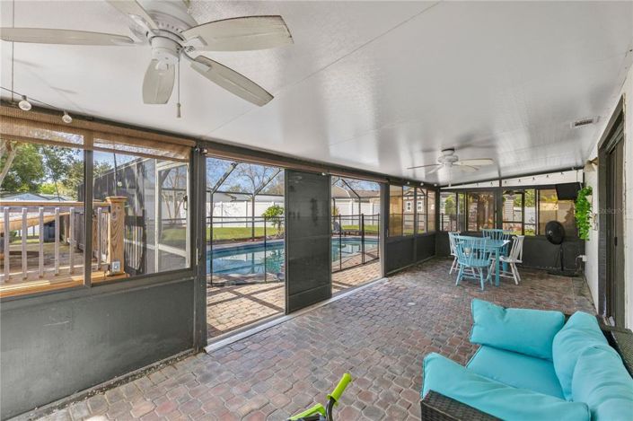 Image No.27-3 Bed House for sale