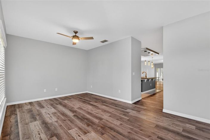 Image No.10-Maison de 4 chambres à vendre à Saint John