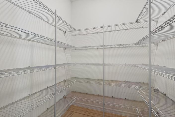 Image No.14-4 Bed House for sale