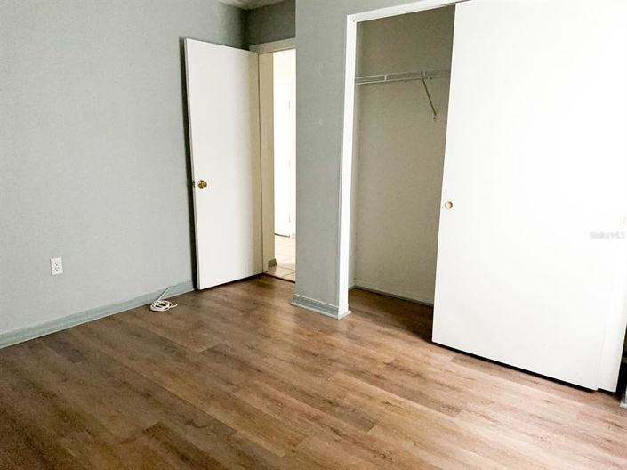 Image No.14-3 Bed House for sale