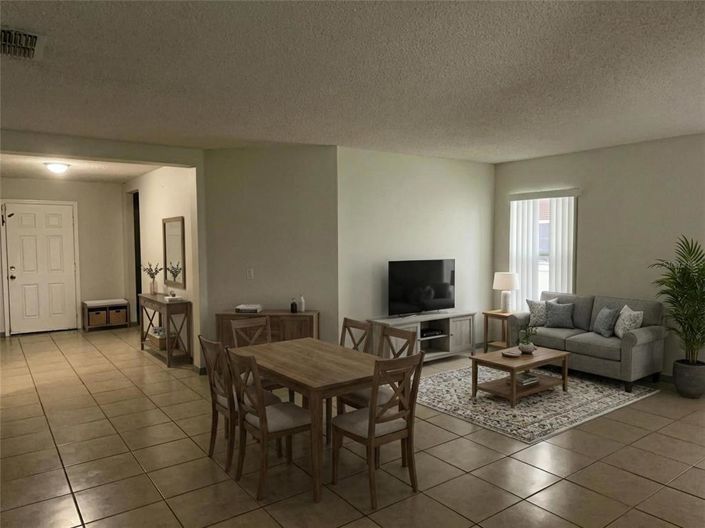 Image No.7-3 Bed House for sale